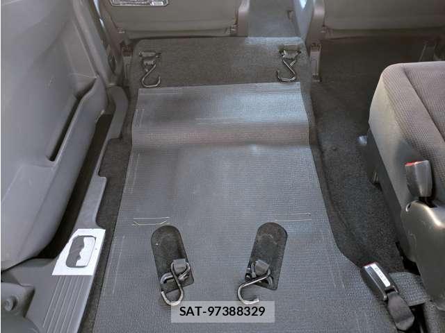Toyota VOXY 2009-05 8546022-15