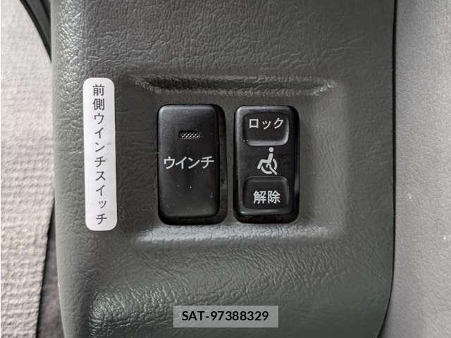 Toyota VOXY 2009-05 8546022-19