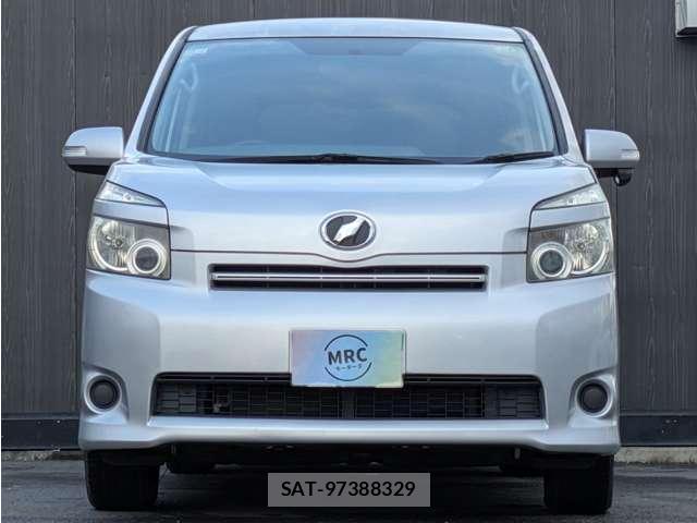 Toyota VOXY 2009-05 8546022-5
