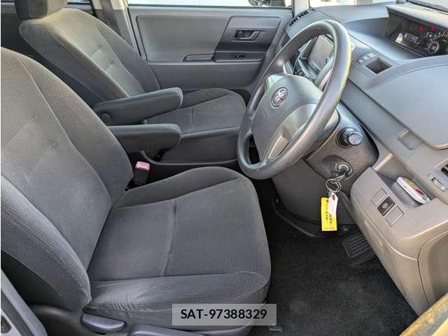 Toyota VOXY 2009-05 8546022-8