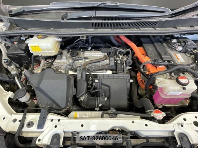 Toyota VOXY 2016-07 8546382-18