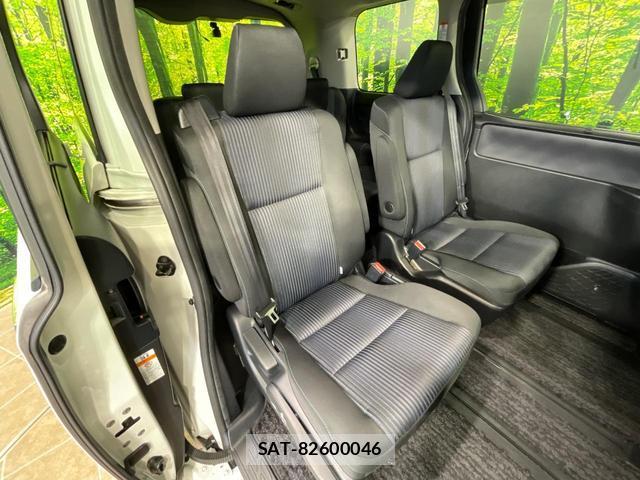 Toyota VOXY 2016-07 8546382-8