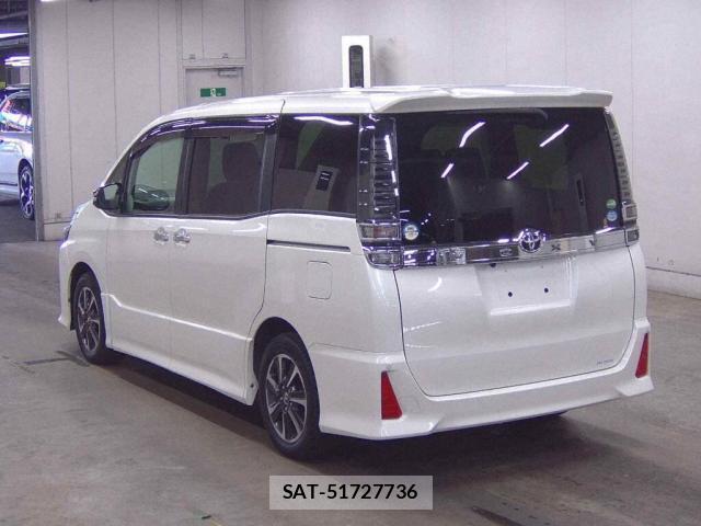 Toyota VOXY 2018-08 8546453-1