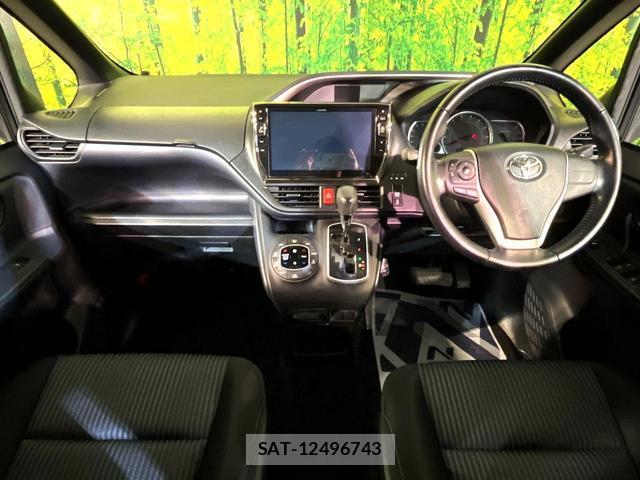 Toyota VOXY 2016-01 8546842-1