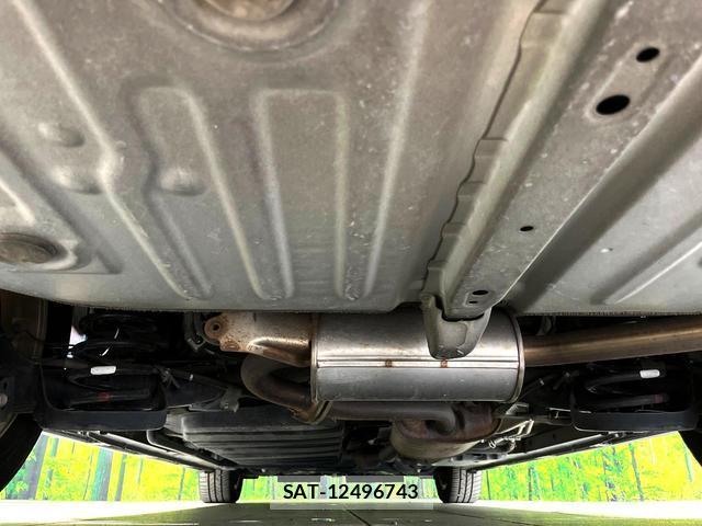 Toyota VOXY 2016-01 8546842-18