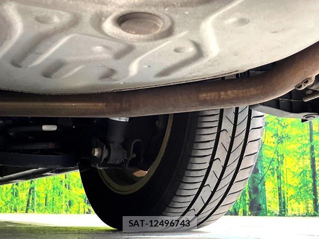 Toyota VOXY 2016-01 8546842-19
