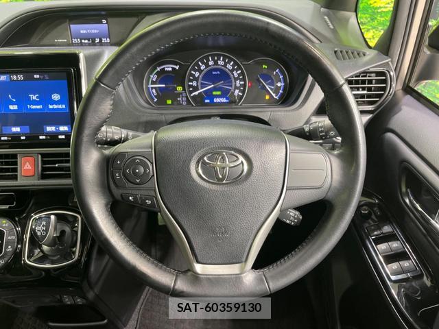 Toyota VOXY 2019-04 8546865-13