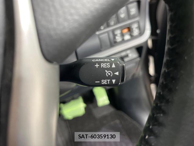 Toyota VOXY 2019-04 8546865-6