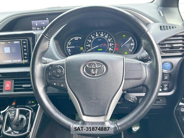 Toyota VOXY 2019-10 8546877-14