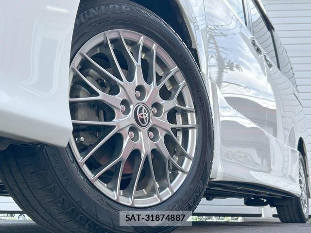 Toyota VOXY 2019-10 8546877-16