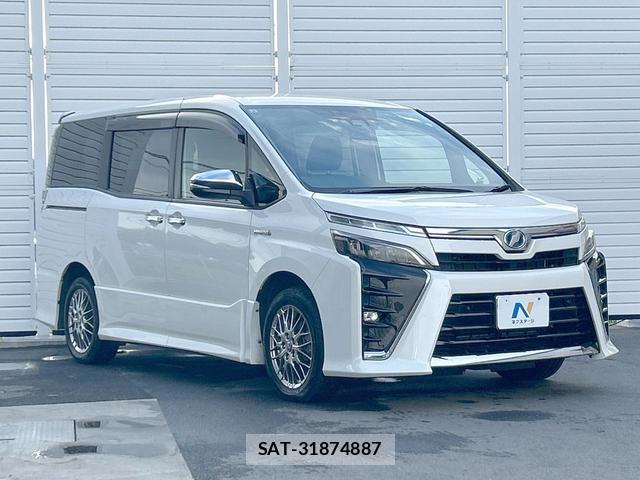Toyota VOXY 2019-10 8546877-19