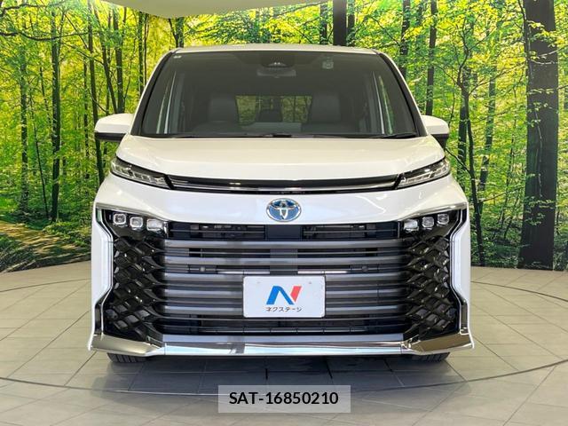 Toyota VOXY 2025-04 8546880-14