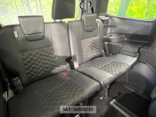 Toyota VOXY 2025-04 8546880-9