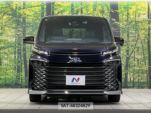 Toyota VOXY 2022-03 8546906-14