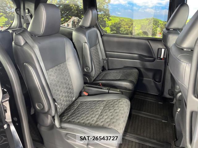 Toyota VOXY 2022-09 8546923-9