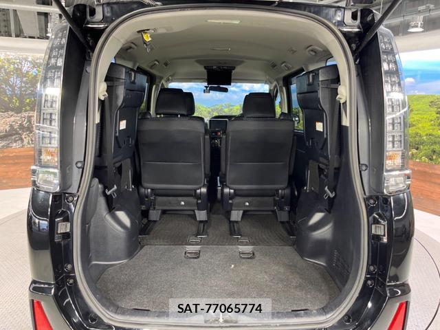 Toyota VOXY 2014-09 8546930-10