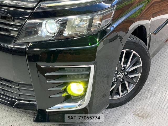 Toyota VOXY 2014-09 8546930-12