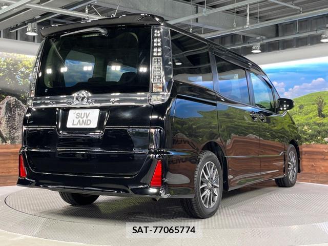 Toyota VOXY 2014-09 8546930-17