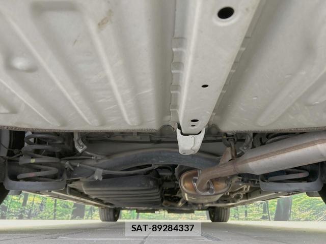 Toyota VOXY 2018-06 8546972-19