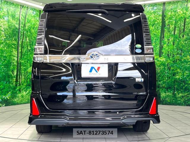Toyota VOXY 2019-08 8546992-16