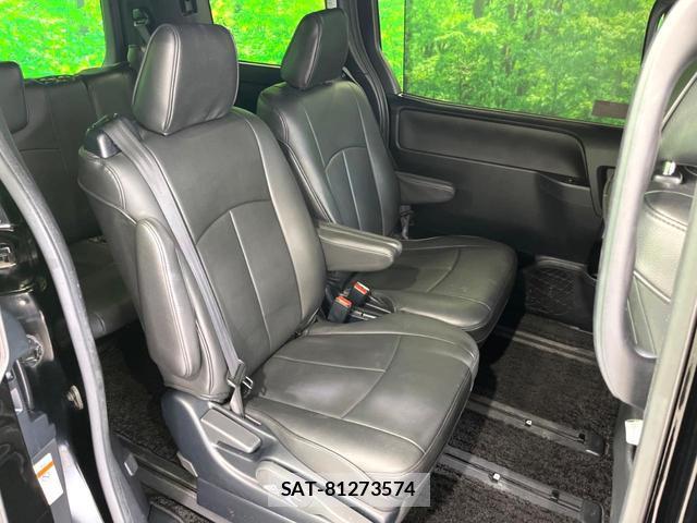 Toyota VOXY 2019-08 8546992-9