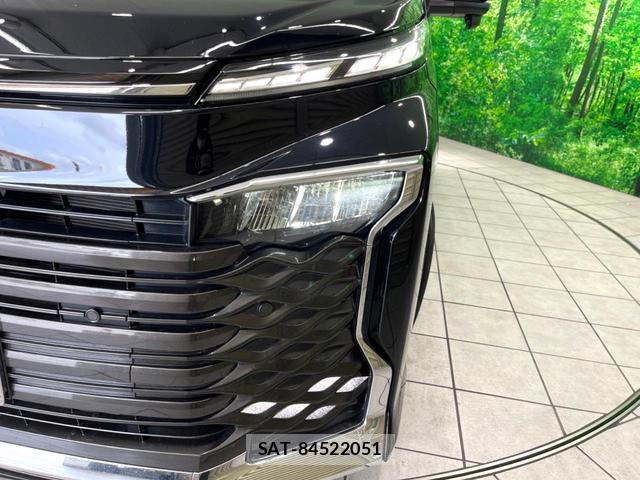 Toyota VOXY 2025-11 8546993-14