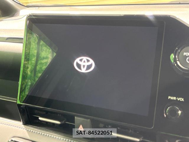 Toyota VOXY 2025-11 8546993-2