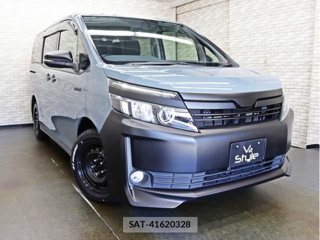 Toyota VOXY 2015-09 8547022-2