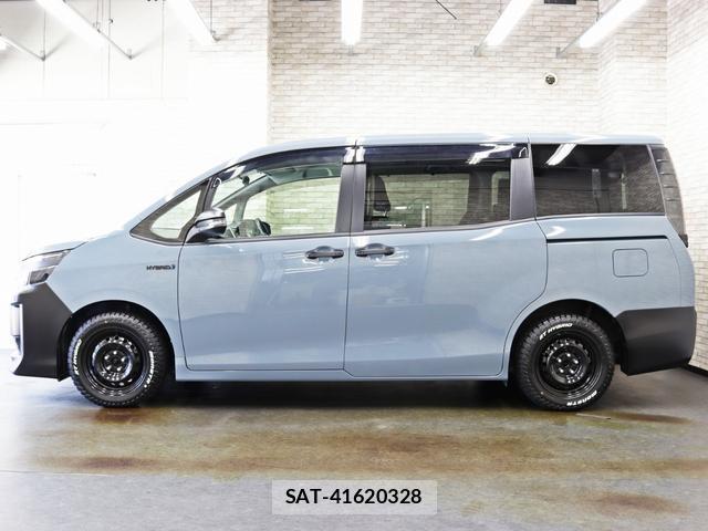 Toyota VOXY 2015-09 8547022-9