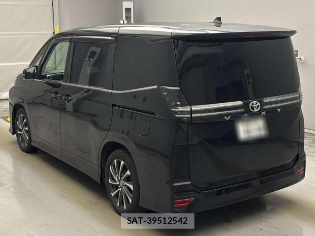 Toyota VOXY 2024-05 8547086-1