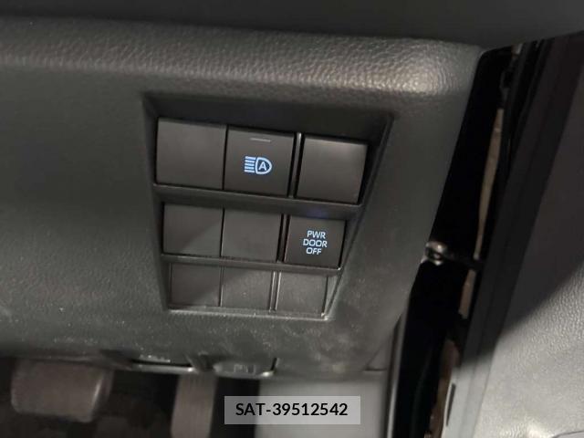 Toyota VOXY 2024-05 8547086-10