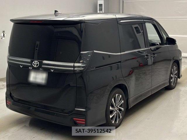 Toyota VOXY 2024-05 8547086-11