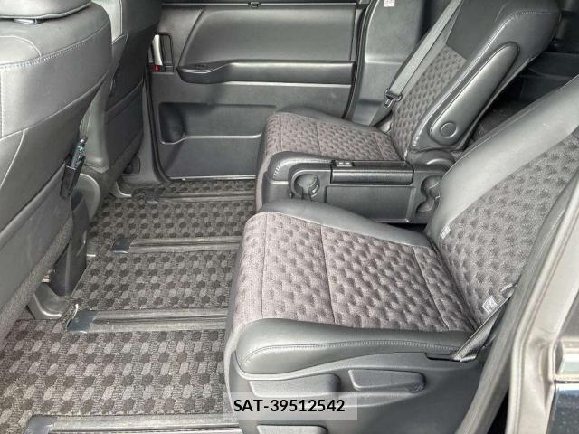 Toyota VOXY 2024-05 8547086-6