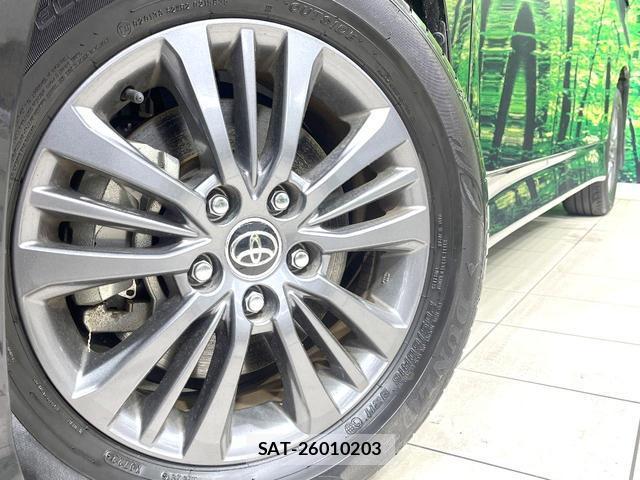 Toyota VOXY 2022-03 8547115-13