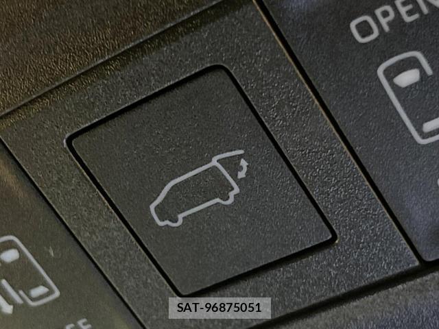 Toyota VOXY 2026-07 8547215-8