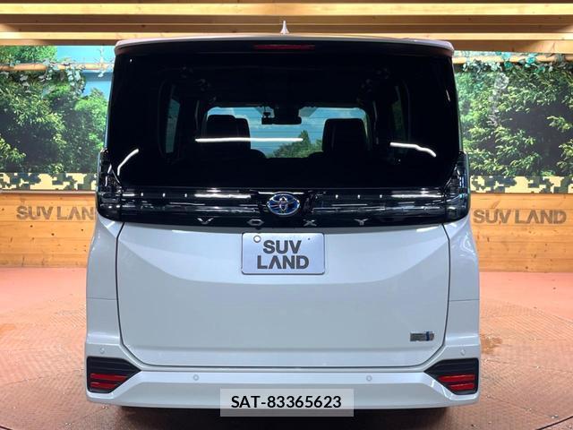 Toyota VOXY 2024-12 8547217-16