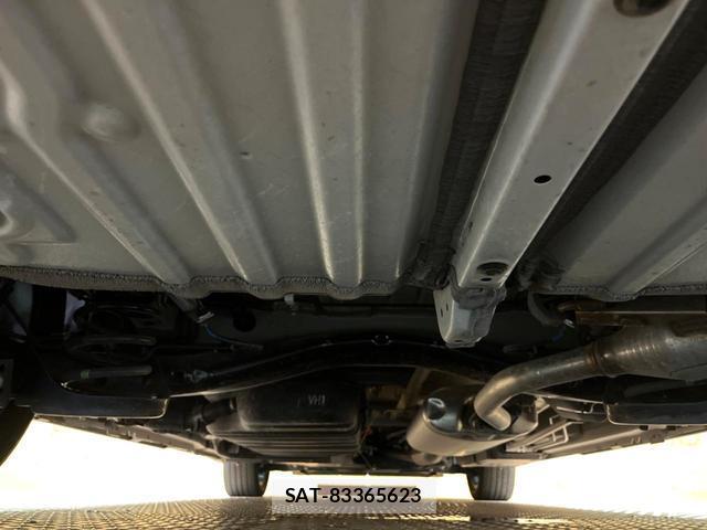 Toyota VOXY 2024-12 8547217-18