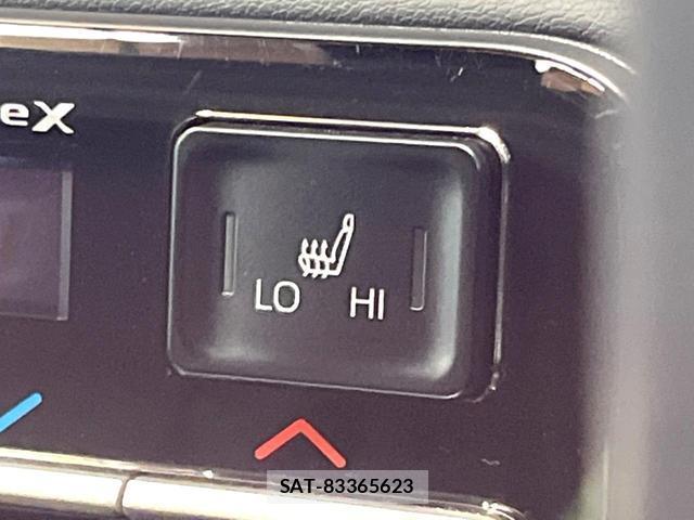 Toyota VOXY 2024-12 8547217-6