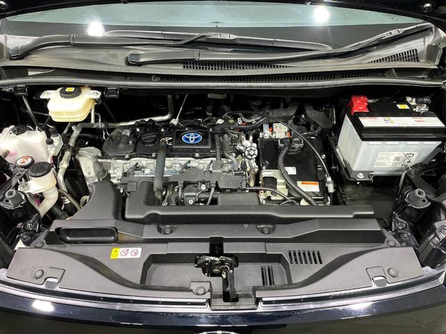 Toyota VOXY 2025-05 8547246-17