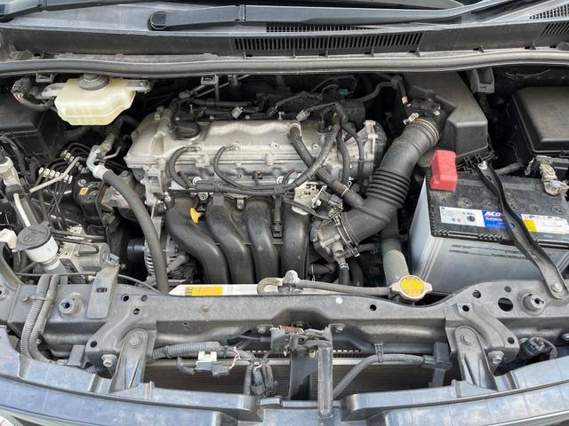 Toyota VOXY 2014-05 8547259-16