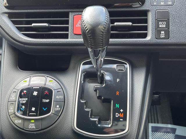 Toyota VOXY 2014-05 8547259-19