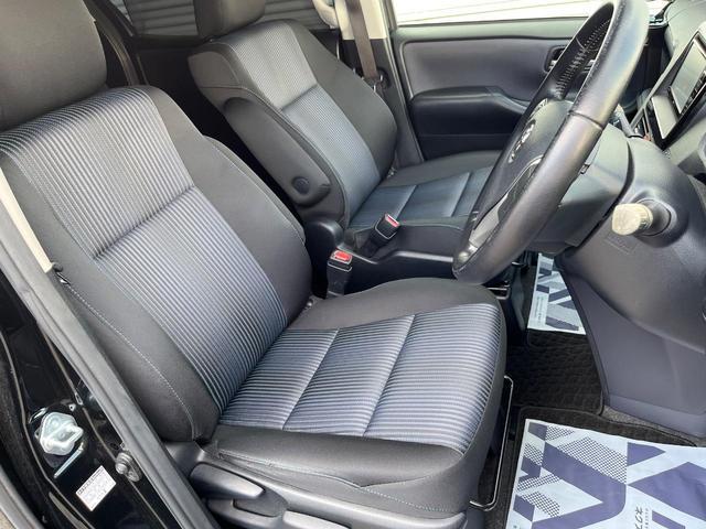 Toyota VOXY 2014-05 8547259-5