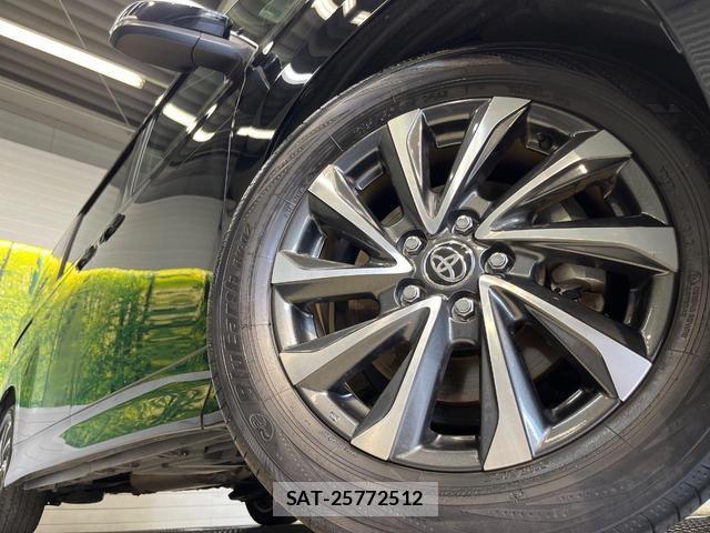 Toyota VOXY 2023-07 8547358-12