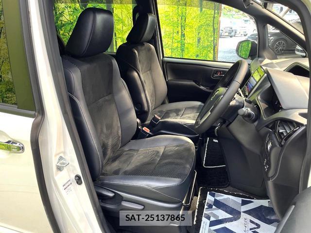 Toyota VOXY 2021-04 8547448-7