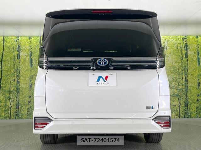 Toyota VOXY 2024-02 8547672-15