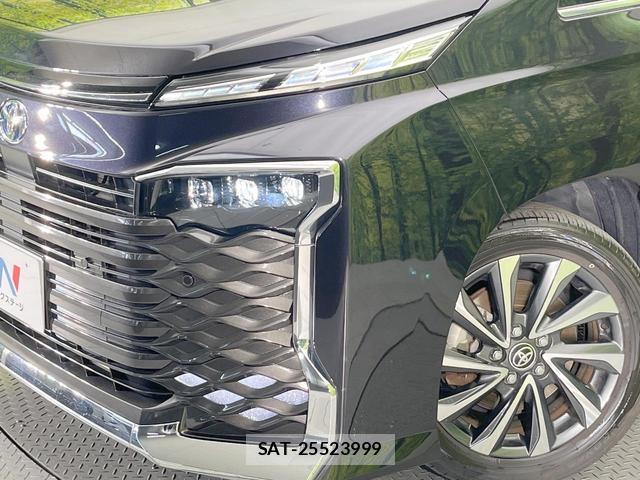 Toyota VOXY 2025-03 8547677-12