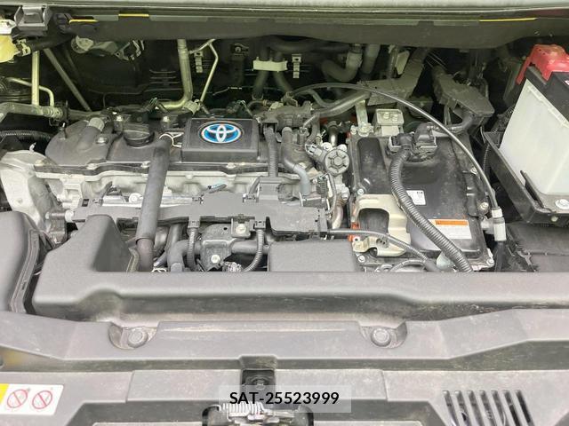 Toyota VOXY 2025-03 8547677-18