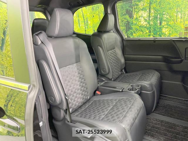 Toyota VOXY 2025-03 8547677-8