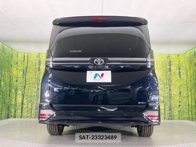 Toyota VOXY 2025-10 8547696-15