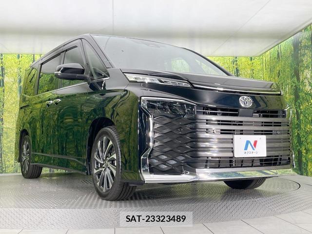 Toyota VOXY 2025-10 8547696-16